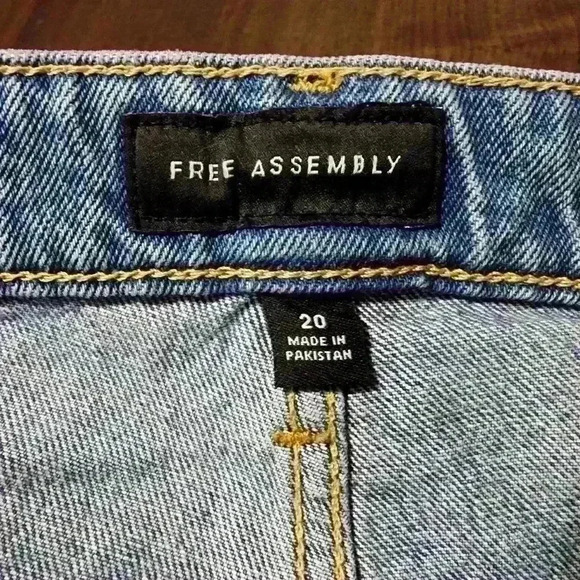Free Assembly Womens Jeans 14, 16, 20 Original 90'S Denim Straight Leg High Rise - Picture 8 of 12